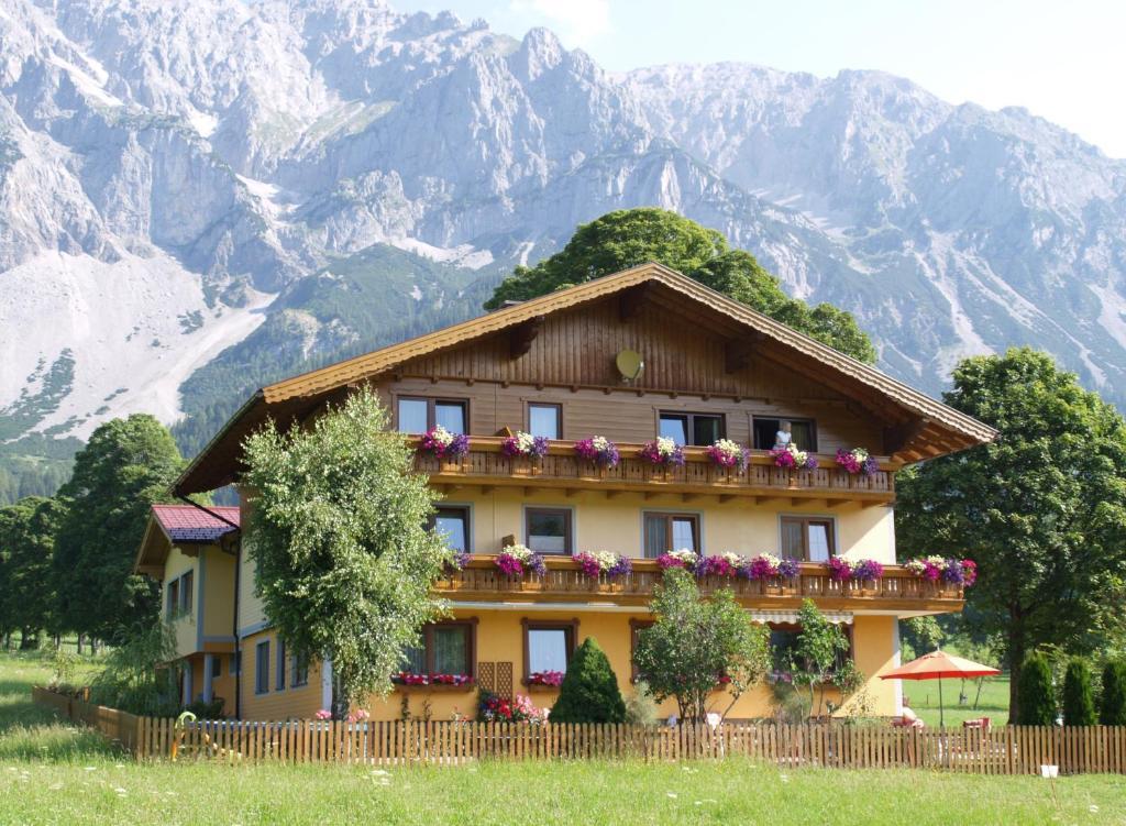 Ferienwohnung Alpenecho Ramsau am Dachstein Exterior photo